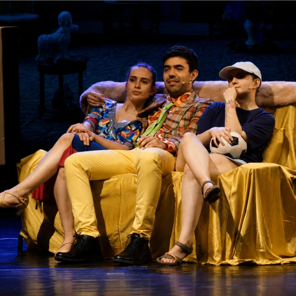 Adulti durante una lezione di teatro alla CMT Musical Theatre Company di Verona